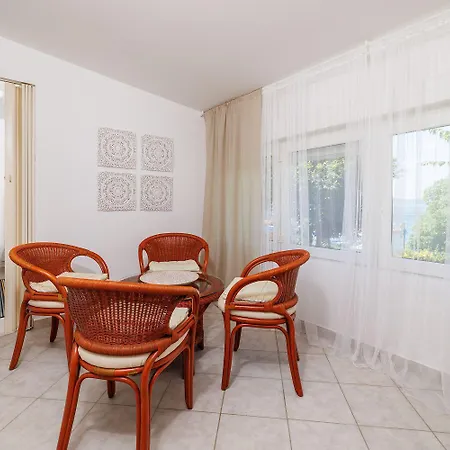 Faszinierendes Nur 50 Meter Zum Mit Meerblick, Waschmaschine, Klima, Wifi Apartment