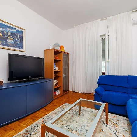Faszinierendes Nur 50 Meter Zum Mit Meerblick, Waschmaschine, Klima, Wifi Apartment