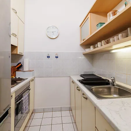 Faszinierendes Nur 50 Meter Zum Mit Meerblick, Waschmaschine, Klima, Wifi * Selce