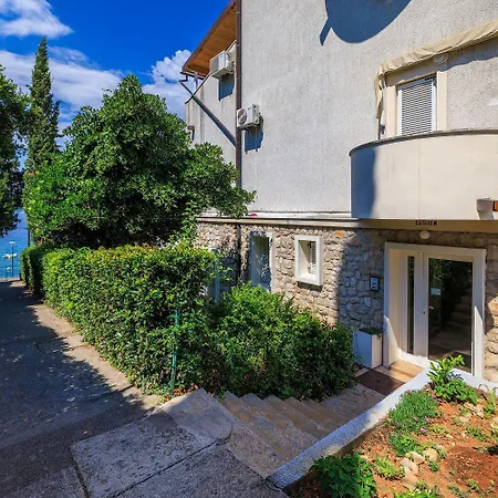 Faszinierendes Nur 50 Meter Zum Mit Meerblick, Waschmaschine, Klima, Wifi Apartment *