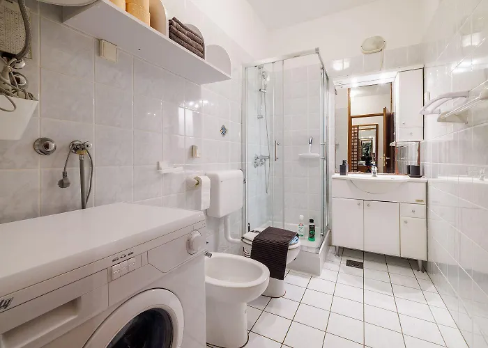 Faszinierendes Nur 50 Meter Zum Mit Meerblick, Waschmaschine, Klima, Wifi Appartement Selce